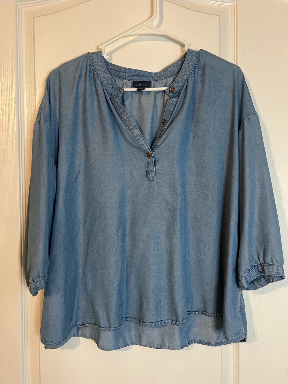 J. Jill Soft Chambray Henley Top in Light Blue